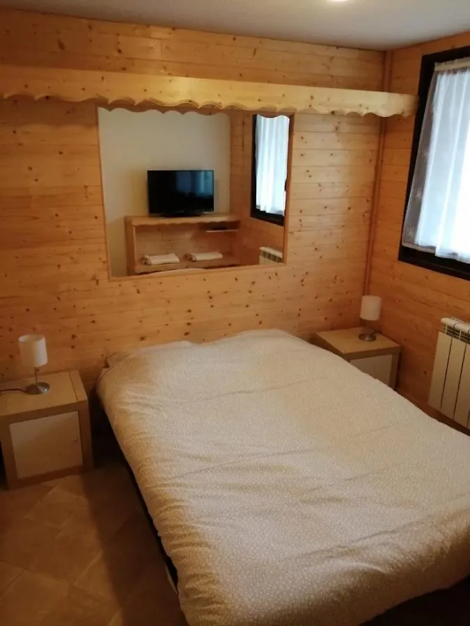Holiday home L'Eau Dolle, Maison 8 Personnes Avec Jardin Au Bord De La Riviere Et A Proximite De La Remontee Mecanique Villa Allemont