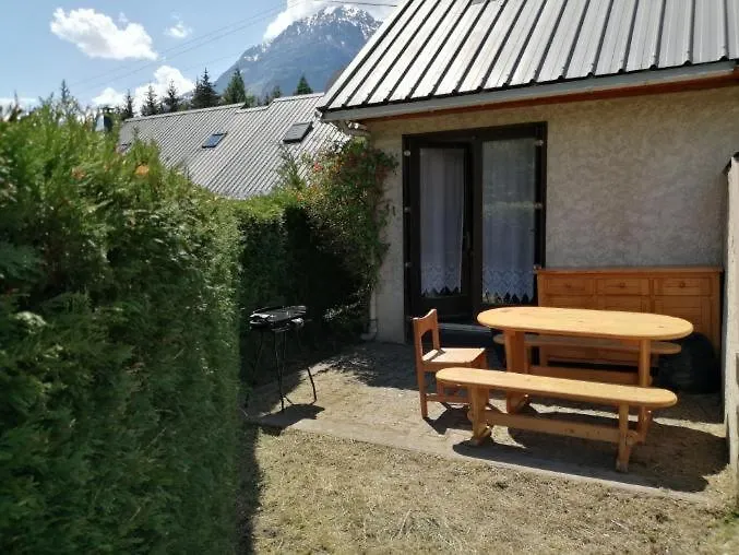 L'Eau Dolle, Maison 8 Personnes Avec Jardin Au Bord De La Riviere Et A Proximite De La Remontee Mecanique Villa Allemont Holiday home